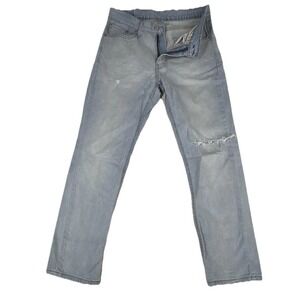 Levi's Jeans Mens 32x32 Light Wash Blue Denim‎ Zip Fly Distressed Ripped Knee